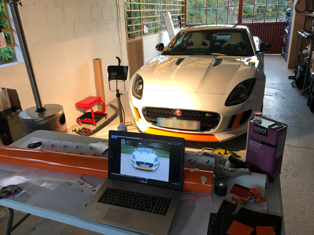 Jaguar F-Type S Covering sur mesure Orange / Noir / Blanc