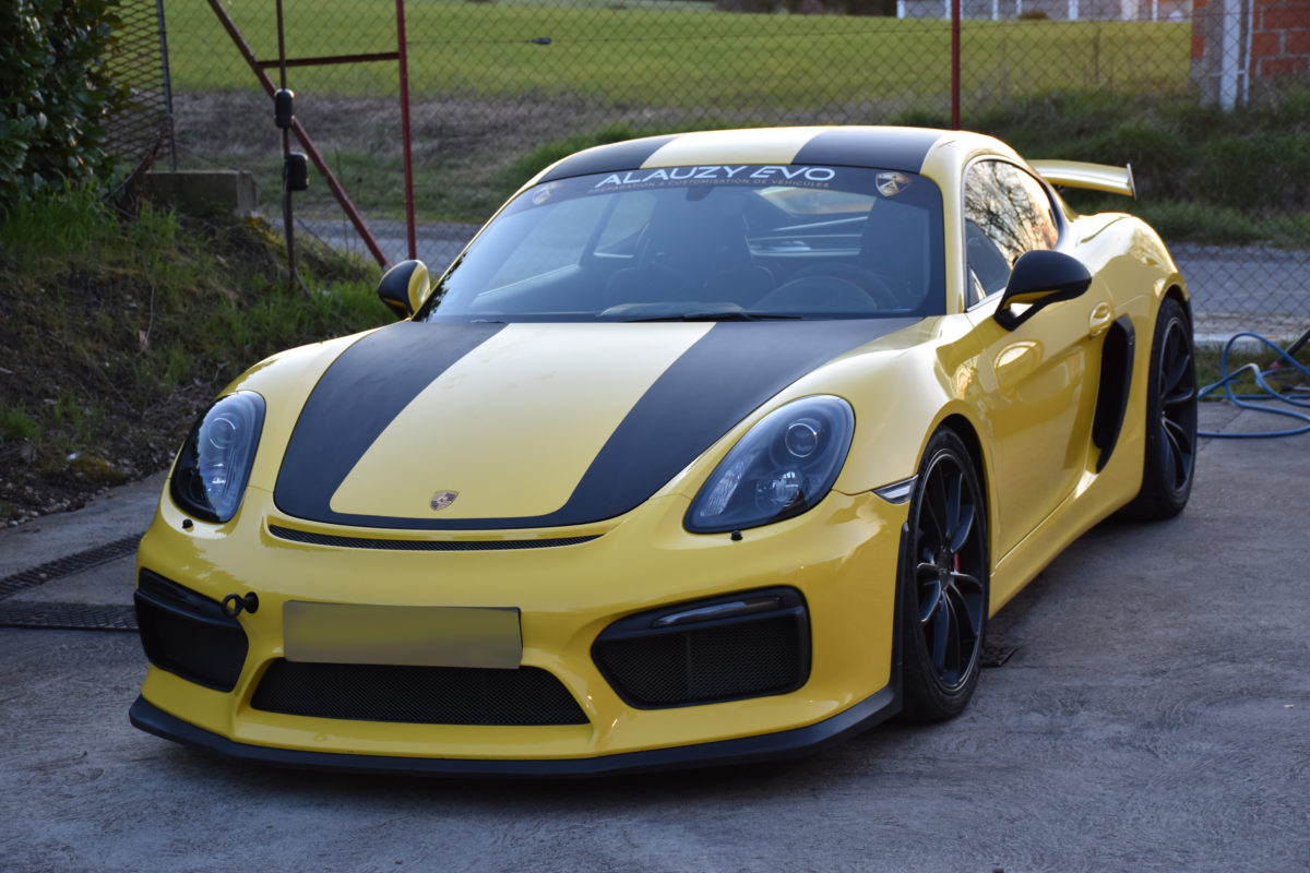 PORSCHE GT4 Covering Black carbon personnalisation customisation