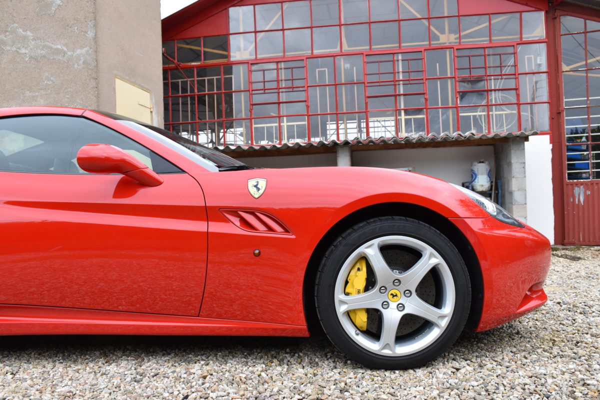 FERRARI CALIFORNIA TOULOUSE FILM DE PROTECTION COVERING TOTAL COVERING PREMIUMSHIELD