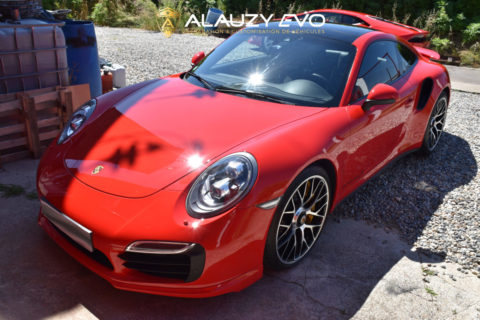 Protection Film sur la Face avant de cette radicale Porsche 991 Turbo S